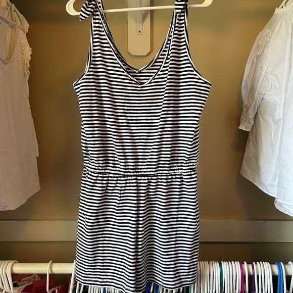 SOUTHERN TIDE

TILLIE STRIPE TIE SHOULDER ROMPER - Picture 4 of 5